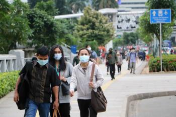 Harap-Harap Cemas Pemerintah Menjelang Libur Nataru
