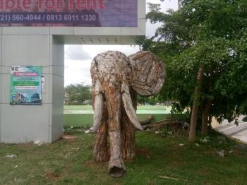 Miris! Patung Gajah Karya Seniman Lampung, Rusak Parah