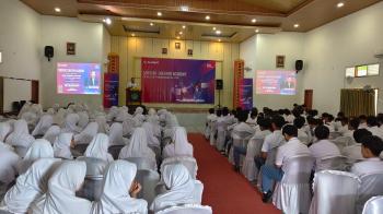 XLSMART Gelar Teman Pintar Indonesia, Tingkatkan Kemampuan Literasi Digital Siswa-Siswi Lampung