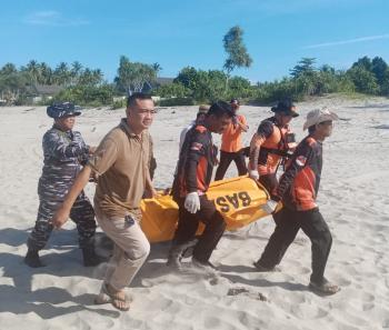 Terseret Arus Saat Berenang, Remaja Asal Lampung Barat Ditemukan Meninggal Dunia di Pantai Mandiri