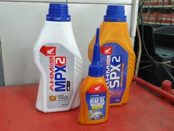 Yuk Kenali 2 Jenis Oli Pada Motor Matic