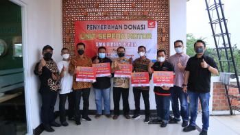 TDM Donasikan 5 Motor Untuk 5 SMK Binaan Honda di Lampung