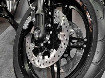 Waktu Yang Tepat Ban Motor Harus Segera Diganti