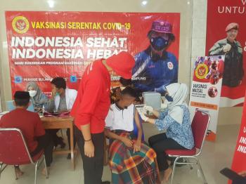 Peduli Lembaga Pendidikan BIN Gelar Vaksinasi Massal di Ponpes Yatim Piatu & Dhuafa Tahfidzul Qur