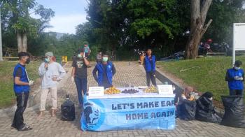 Keren ! Peduli Lingkungan, Komunitas Ini Ajak Masyarakat Tukar Sampah Dengan Buah
