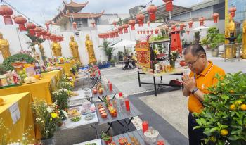 Pemkot Bandar Lampung Ajak Warga Perkuat Toleransi di Perayaan Imlek 2557 Kongzili
