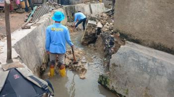 Pemkot Bandar Lampung Perbaiki Talud Jebol di Jalan Pangeran Tirtayasa