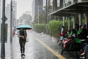 Prakiraan Cuaca Kamis 28 Juli 2022, Wilayah Lampung Berpotensi Hujan Lokal 