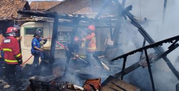 3 Rumah di Gang Ogan Tanjungkarang Pusat KebakaranÂ 
