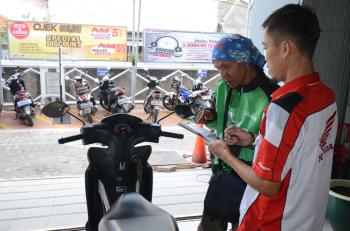 Motor Honda Favorit Pilihan Terbaik untuk Ojek Online   