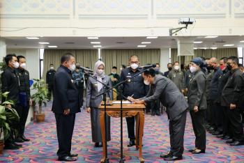 3 Pejabat Pimpinan Tinggi Pratama, 25 Administrator, dan 37 Pejabat Pengawas Dilantik 