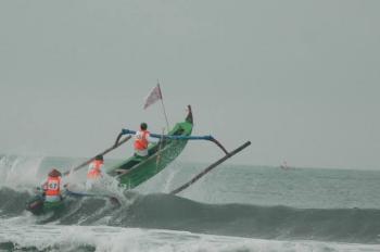 Diterjang Gelombang Pasang di Pantai Glagah, Nelayan Asal Cilacap Tewas