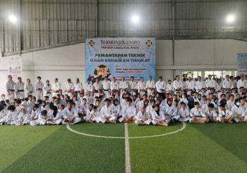 Pemantapan Teknik dan Ujian Kenaikan Tingkat PERKEMI Kabupaten Bekasi Diikuti 268 Kenshi
