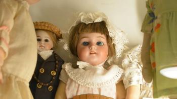 Fenomenal Spirit Doll, Psikolog : Asal Bisa Bedakan Halusinasi dan Realita Silahkan