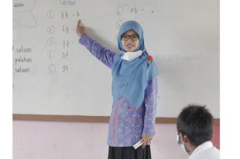 Memerdekakan Kreatifitas Guru Hingga Pelosok Negeri 