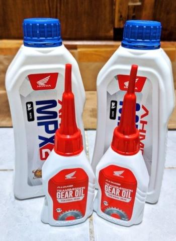 Ingat Ciri Ciri Oli Gardan Habis Untuk Tetap Menjaga Kinerja Pada Motor Matic 