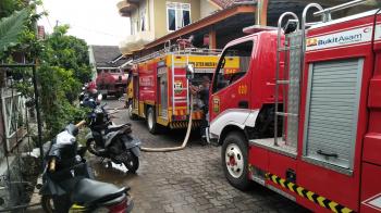 VIDEO: Terjadi Kebakaran di Perumahan Jaya Permai