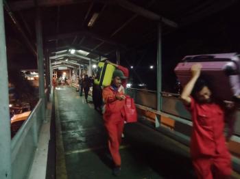 Porter Pelabuhan Bakauheni Rasakan Berkah di Mudik Lebaran