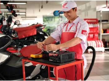 Tips Merawat Aki Motor Agar Tetap Awet dan Tahan Lama 