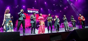 Smartfren Sukses Selenggarakan Pagelaran Music Malam 100 Cinta Yang Menampilkan Berbagai Musisi 