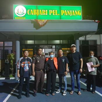 Buronan Perkara Tindak Pidana Korupsi Dana BLM-PUMP Kecamatan Panjang Ditangkap Kecamatan Panjang Ditangkap 