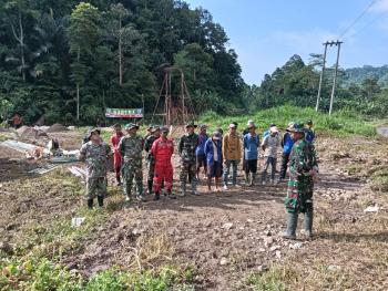 Jembatan Gantung Garuda di Way Umbar Tanggamus Capai 45 Persen, Pangdam XXI: Akses Warga Jadi Prioritas   