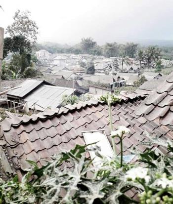 Merapi Erupsi Lagi, Luncurkan Awan Panas Sejauh 3,5 Km Pagi Ini