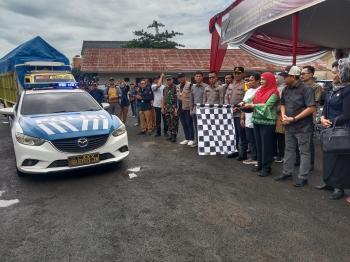Lepas Distribusi Logistik Pemilu 2024, Wali Kota Ajak Semua Pihak Kerjasama Untuk Menjaganya