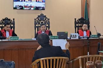 Sidang Gugatan Ijazah Jokowi Tegang di PN Solo, Roy Suryo Enggan Jawab Pertanyaan Kuasa Hukum