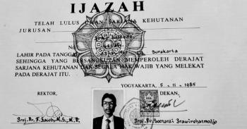 Ijazah Jokowi Tanpa Sensor Viral, Ini Penjelasan Bonatua Silalahi