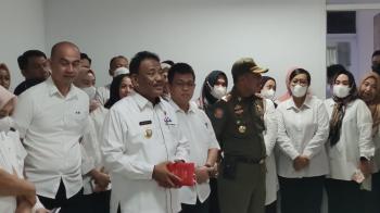Plt Sekda Bandar Lampung Sidak Kehadiran ASN di Hari Pertama Kerja, Ini Hasilnya
