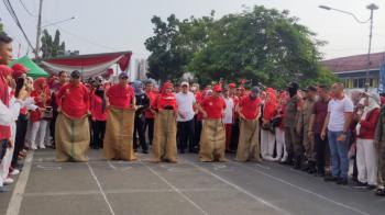 Semarak Kemerdekaan, Walikota Bandar Lampung Ikuti Berbagai Lomba TradisionalÂ 