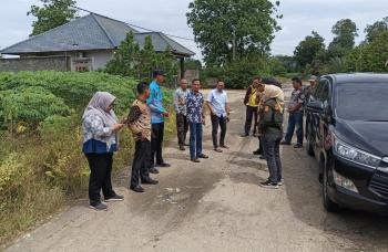 Belasan Tahun Tak Tersentuh, Jalan Komering Agung Akhirnya Ditinjau Pemkab Lampung Tengah