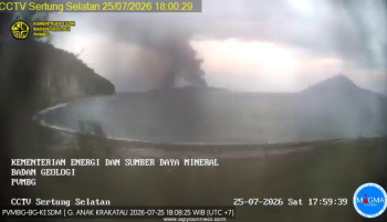 Kolom Abu Capai 300 Meter, Gunung Anak Krakatau Kembali Erupsi