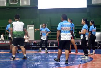 Sudah Coba Matras Pertandingan, Lampung Besok Turunkan Tiga Pegulat Putra 