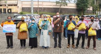 Ketua TP. PKK Provinsi Lampung Salurkan Bantuan Program SIGER Bersama 15 OPD Dilingkungan Pemprov Lampung