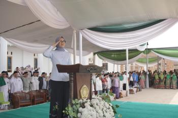 Peringatan Hari Santri Nasional di Jatiagung Cawagub dr Jihan Nurlela Berharap Santri Semakin Adaptif 