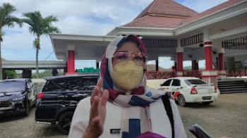 Pemkab Lamsel Sudah Salurkan Minyak Goreng Di Kecamatan, Intji : Jangan Panik, Jangan Menumpuk Minyak Goreng
