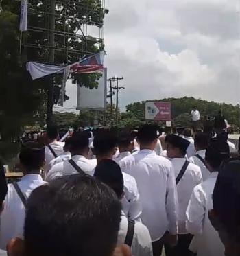 Santri Lampung Geruduk Polda, Protes Tayangan Trans7 yang Dinilai Hina Pesantren dan Kiai