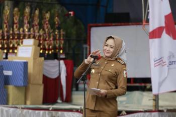 Dibuka oleh Bupati Tulang Bawang Lomba Gerak Jalan Berlangsung Meriah