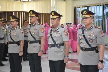 Serah Terima Jabatan Wakapolda, Kabidhumas dan Dirpolairud Polda KepriÂ 