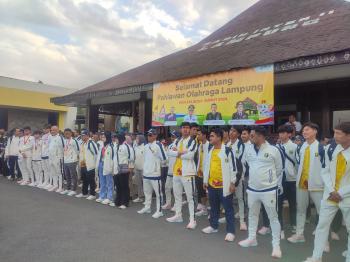 Pj Gubernur Lampung Sambut Kepulangan Para Atlit dan Berikan Apresiasi Kepada Kontingen Lampung Pada PON XXI 2024 Aceh - Sumut 