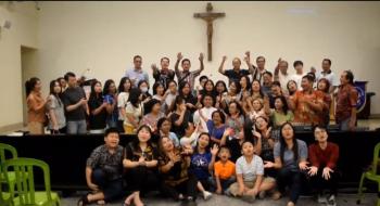 Praise and Worship PDPKK St. Lucia Paroki Katedral Tanjungkarang Bersama RD Bagas Brahmanthio Lic. C. I. C