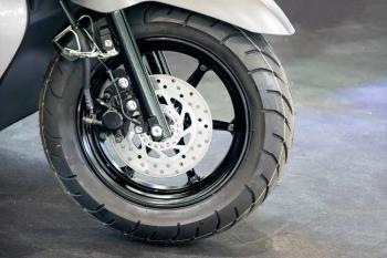 Keunggulan Menggunakan Ban Tubeless