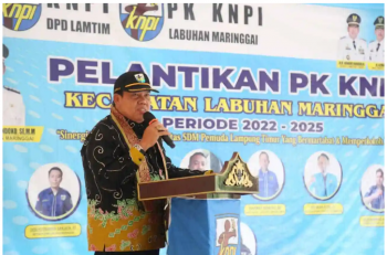 Wabup Azwar Hadi Lantik PK KNPI Labuhan Maringgai