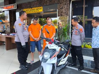 Dua Pencuri Handphone di Bandar Lampung Dibekuk, Salah Satunya Residivis