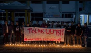 Kabar Duka! KBM UBL Nyalakan Lilin sebagai Simbol Matinya Reformasi