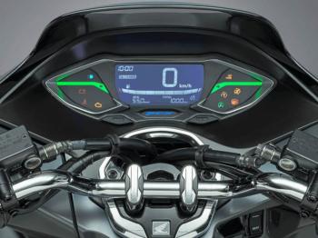 Bingung Cara Mengatur Jam Digital di Honda PCX160? Begini Caranya 