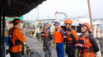 Angin Kencang Disertai Gelombang Tinggi, Nelayan Tulang Bawang Hilang di Laut