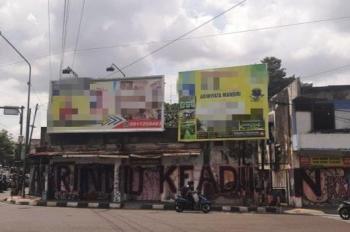 Tulisan "AKU RINDU KEADILAN" di Tembok Bangunan Tua Jadi Pusat Perhatian